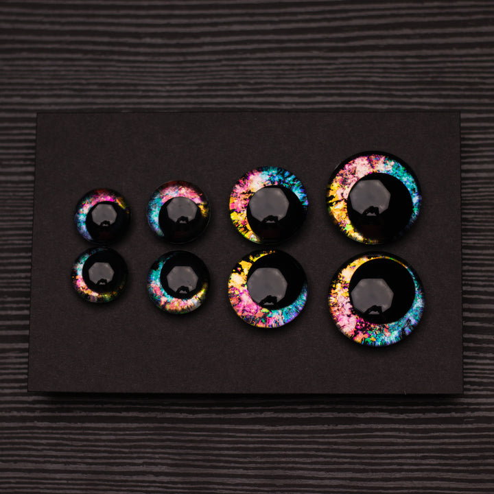 Prismatic safety eyes | Hand-painted