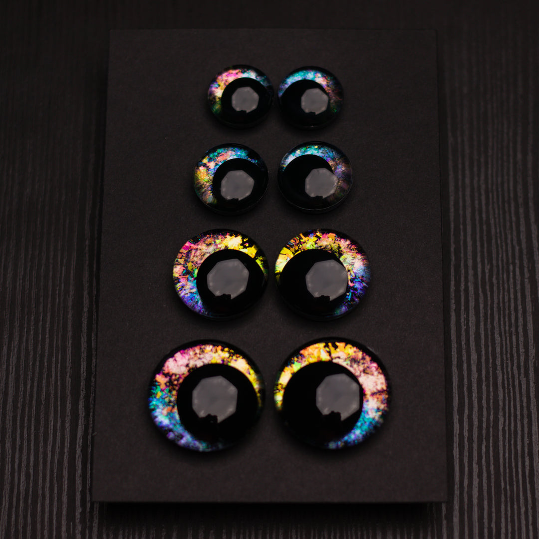 Prismatic safety eyes | Hand-painted