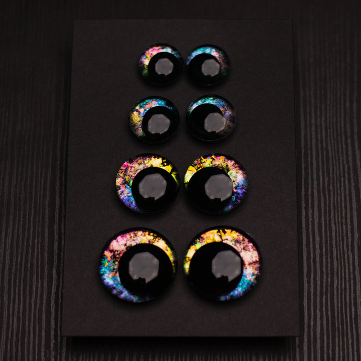 Prismatic safety eyes | Hand-painted