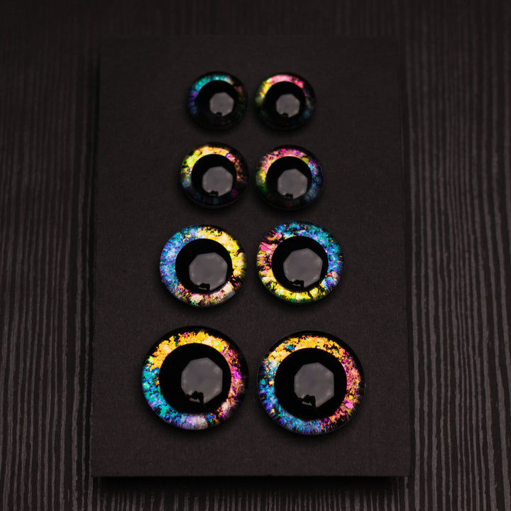 Prismatic safety eyes | Hand-painted