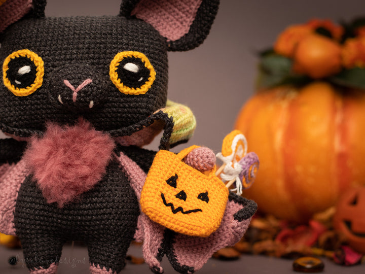 Shadow the Halloween Bat • PDF Amigurumi Pattern