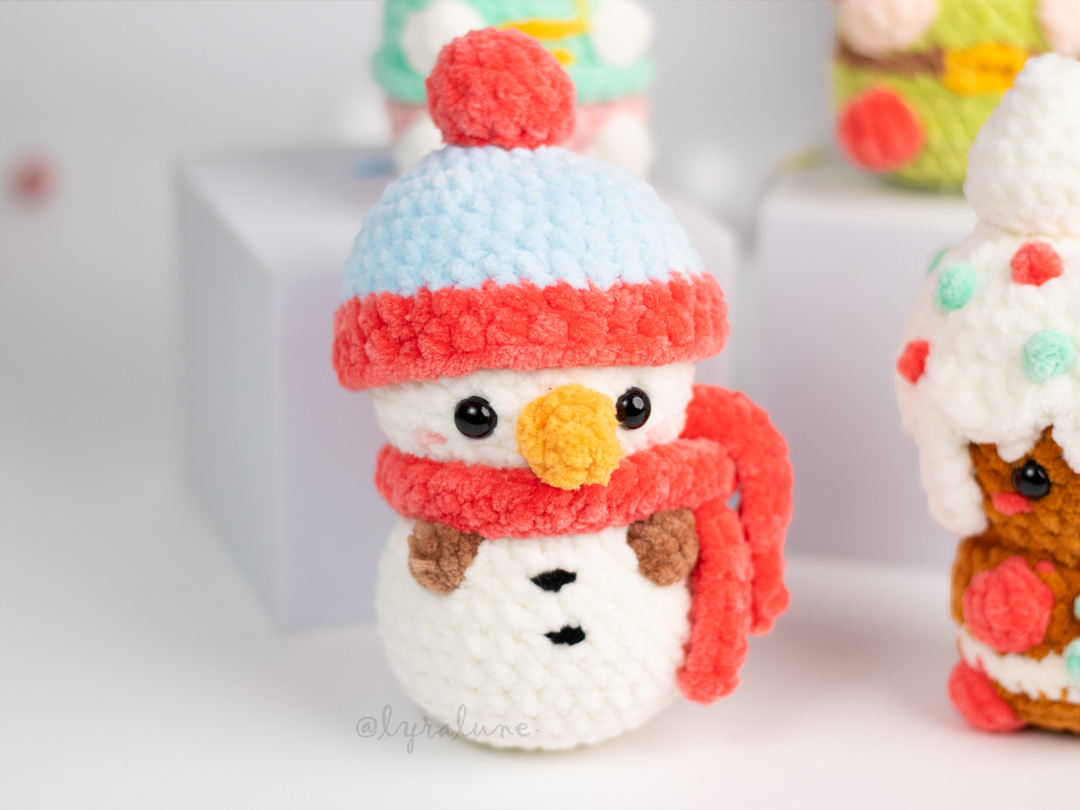 Christmas Minis Bundle • PDF Easy Low Sew Amigurumi Pattern