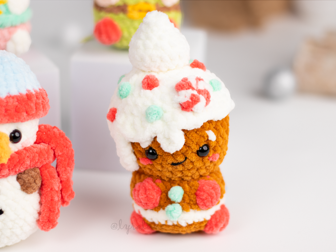 Christmas Minis Bundle • PDF Easy Low Sew Amigurumi Pattern