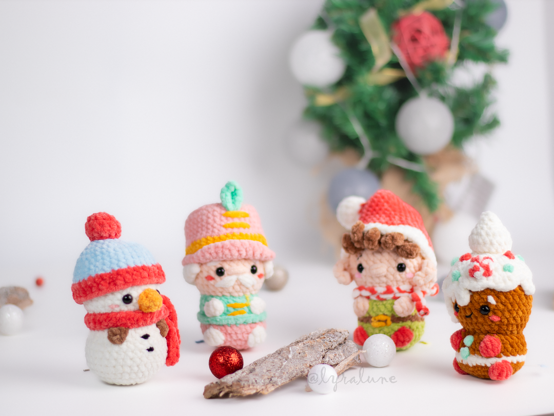 Christmas Minis Bundle • PDF Easy Low Sew Amigurumi Pattern